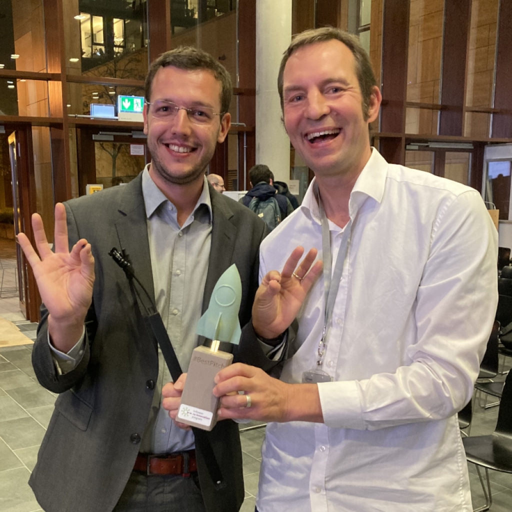 Bei der Infineon Startup Night am 9.11.22 in München gewann Solarnative den Best Pitch-Wettbewerb, bei dem 5 Startups aus dem Co-Innovation Programm ihre Innovationen einem Publikum von mehr als 650 Personen präsentierten, die in einer Live-Abstimmung über den Gewinner entschieden.